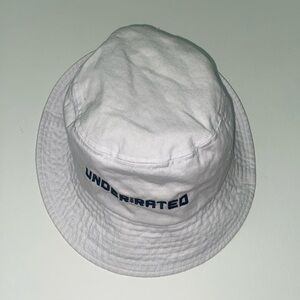 Stephan Curry’s Underrated bucket hat